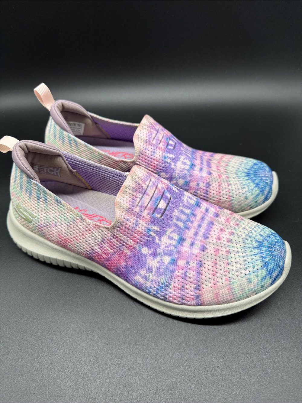 Skechers Women's Pastel Multi-Color Slip-On Knit Sneakers Sz 6
